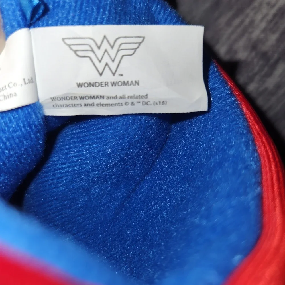Kids Wonder Woman Slippers Boots‎ Red Blue Stars Gold Logo Size S(5/6)